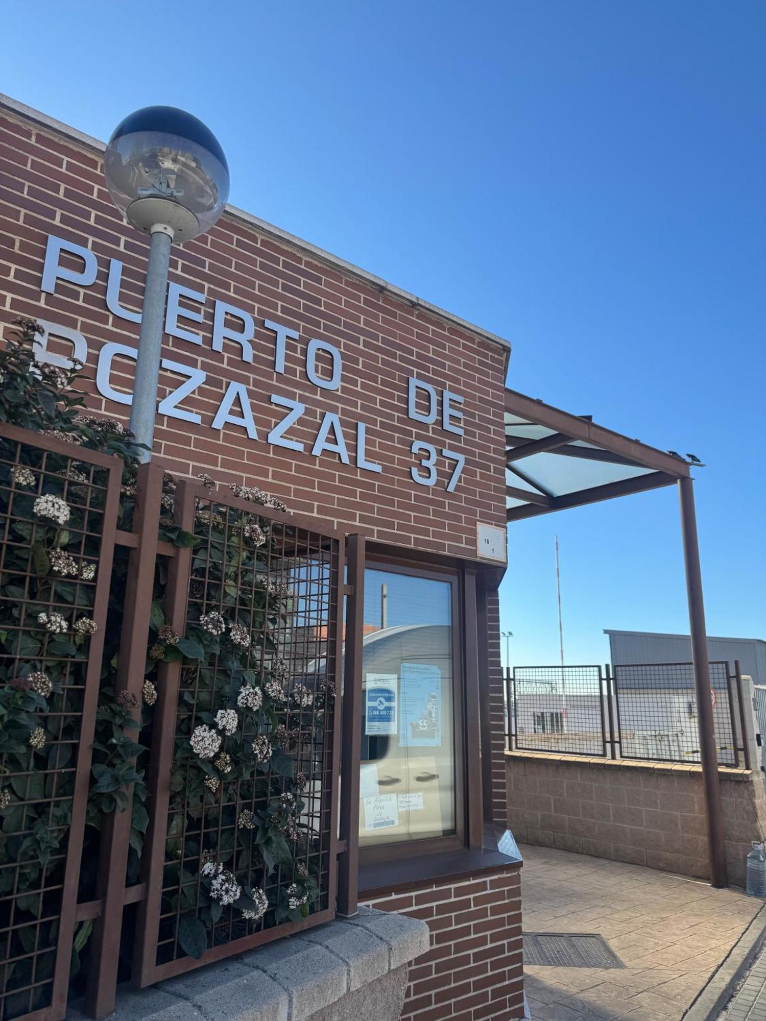 马德里Casa Con Piscina公寓 外观 照片